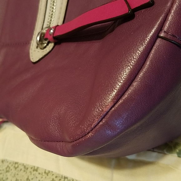 Coach Bag - Picture 7 of 16